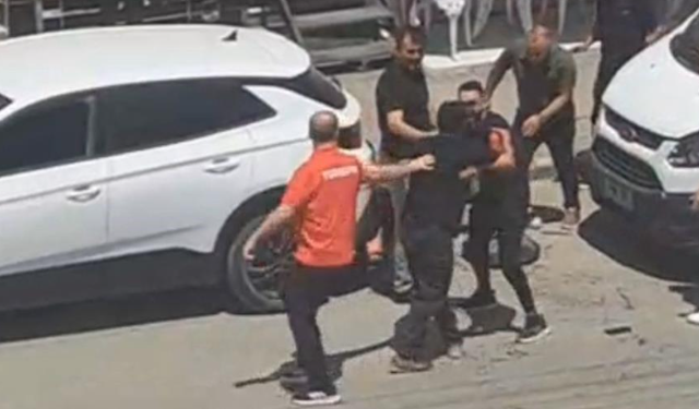 Kavgada cadde kan gölüne döndü: 1'i ağır 3 yaralı
