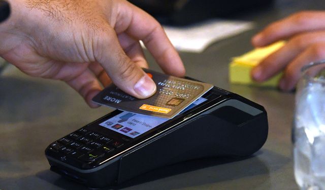 Mayıs'ta 1,99 trilyon TL tutarında ödeme kartla yapıldı