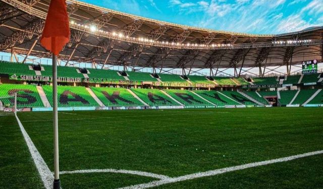 TFF'den Sakarya Atatürk Stadyumu'na tam not