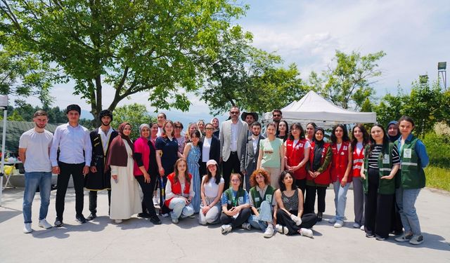 Sakarya Üniversitesinde özel gereksinimli çocuklar için aile şenliği düzenlendi