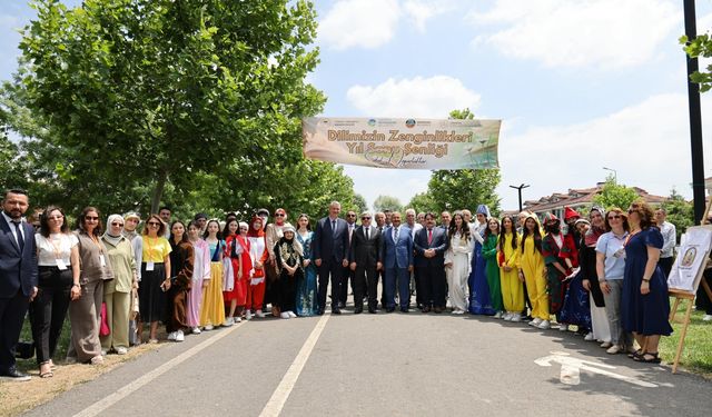 Millet Bahçesi'nde yıl sonu şöleni