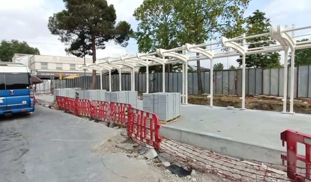 Gar Meydanı'nda metrobüs çalışmaları devam ediyor