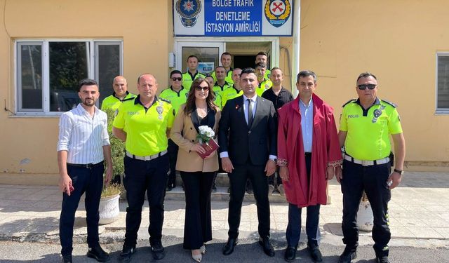 Pamukova Trafik Denetleme İstasyonunda nikah! Görev yerinde kıyılan nikahta "Evet" dediler