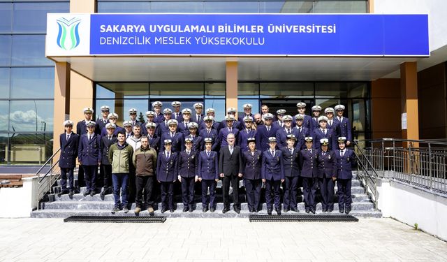 Geleceğin denizcileri mesleki disiplinle yetiştiriliyor