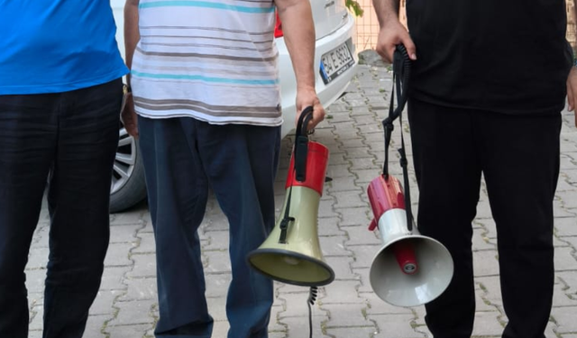 Arama kurtarma ekiplerine megafon desteği