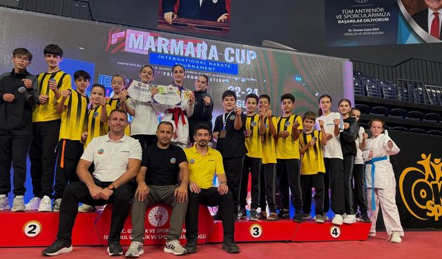 Serdivanlı karateciler Marmara Cup'a damga vurdu: Madalya yağmuru