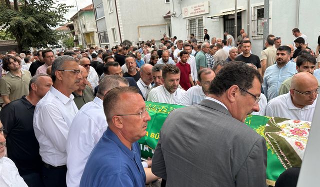 AK Parti eski ilçe başkanı Kurtuluş'un anne acısı