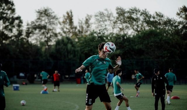 Sakaryaspor'un 5, 6, 7, 8 ve 9'uncu hafta maç programı belli oldu