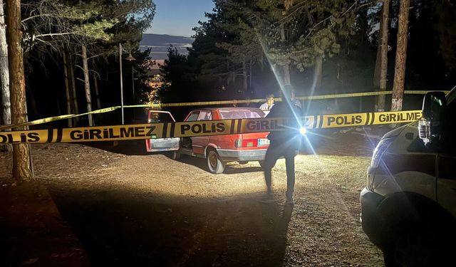 Arkadaşını öldürdü