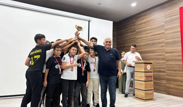 Ali İnci, Geyve’de yaz kulübü yıl sonu etkinliğine katıldı