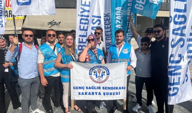 Genç Sağlık Sen'den toplu sözleşme eylemi