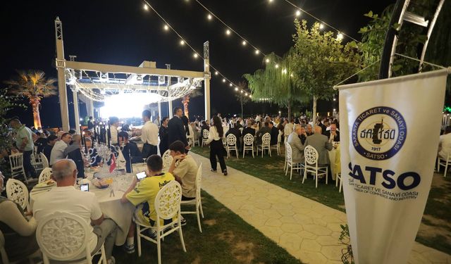 8. PSB Anatolia fuar katılımcıları SATSO Gala Yemeği'nde bir araya geldi