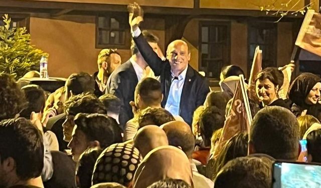 CHP'li ilçe başkanı aday olmayacağını açıkladı