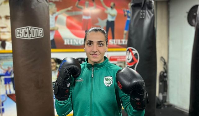 Büyükşehir’in boks sporcusu Ece Asude’ye gururlandıran davet