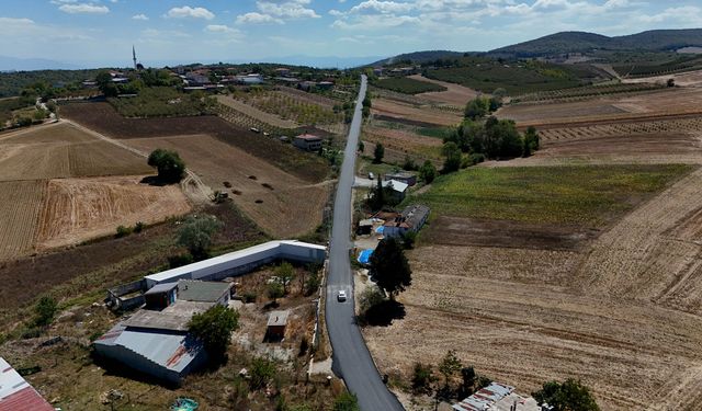 Söğütlü'de 4 mahalleye ulaşan hat sil baştan