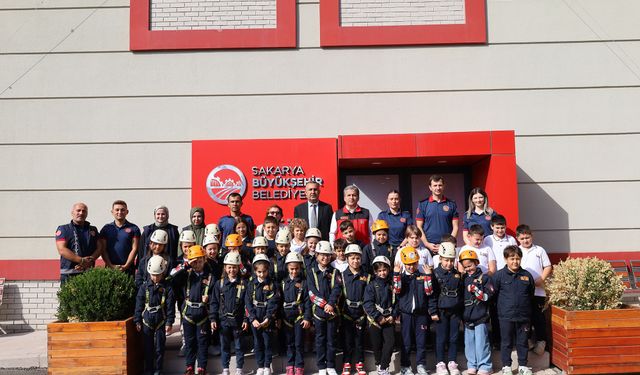 Büyükşehir itfaiyesinden miniklere afet bilinci