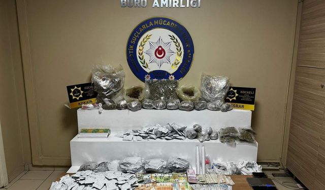 Kocaeli’de narkotik baskını: 5 şüpheli yakalandı, 9 kilo uyuşturucu ele geçti