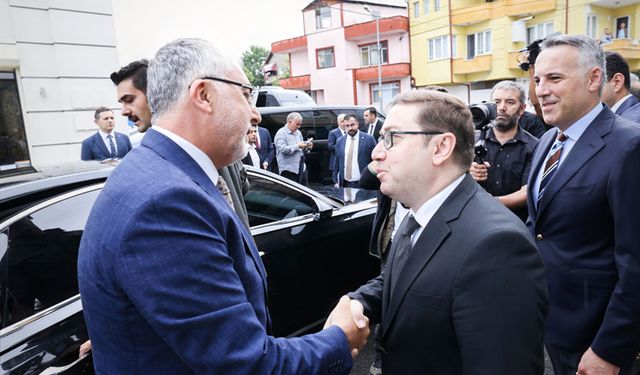 Bakan Işıkhan Sakarya'da
