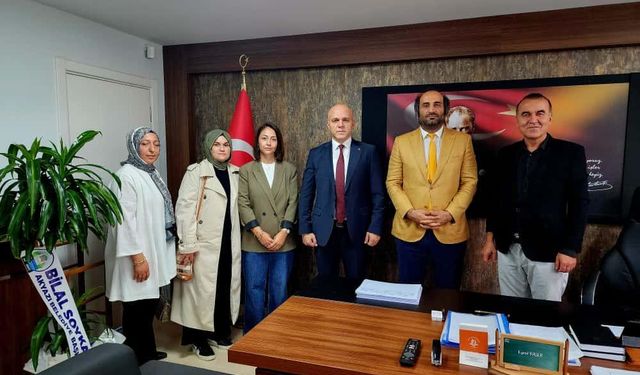 Şehit Üsteğmen Selçuk Esedoğlu Anadolu Lisesi’nden Müdür Başer’e ziyaret