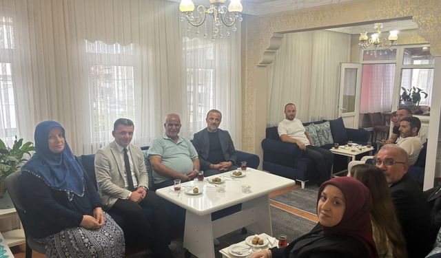 AK Parti Adapazarı teşkilatından gönül ziyaretleri