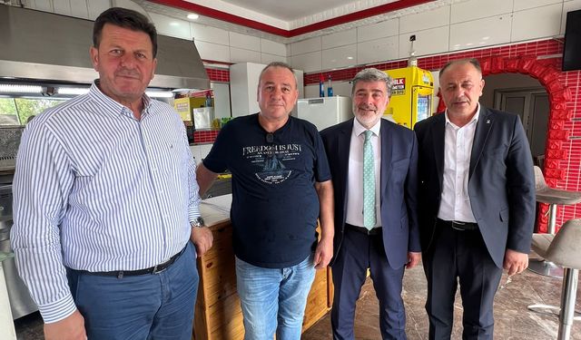 AK Parti Kocaeli Milletvekili Çakır şehir buluşması kapsamında Akyazı’ya geldi