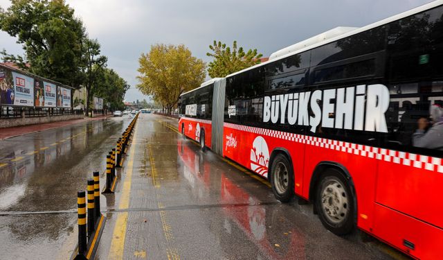 Rekor yağışta altyapı hatları sorunsuz çalıştı