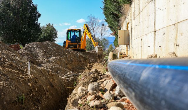 Geyve’de içme suyu iletim kapasitesi iki katına çıkarıldı