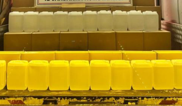 Bin litre kaçak etil alkol ele geçirildi