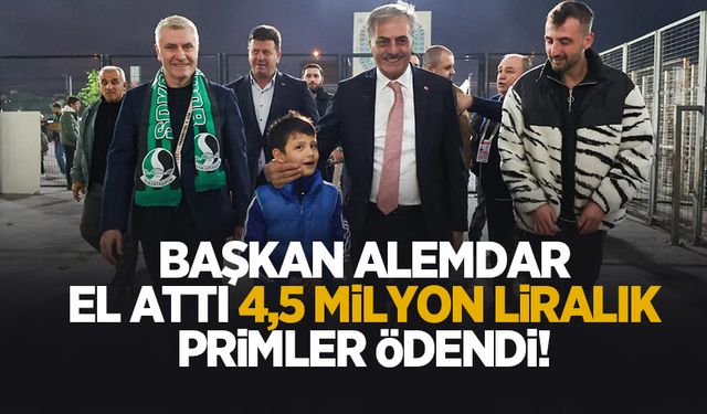 Beklenen ödeme geldi: Sakaryasporlu futbolculara 4,5 milyon lira prim!
