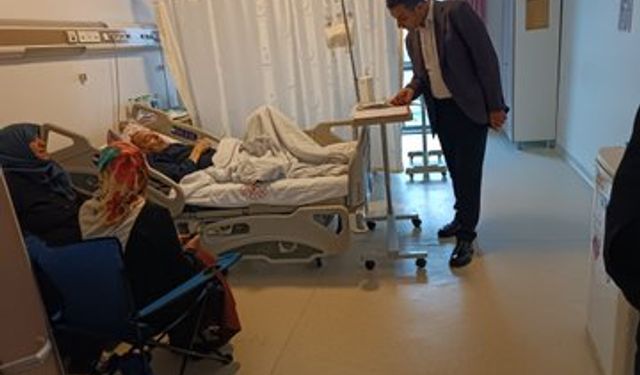 Pamukova Belediye Başkanı Akın’dan hastalara geçmiş olsun ziyareti