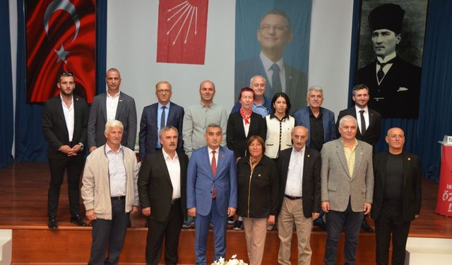 CHP Hendek ilçe yönetiminde görev dağılımı yapıldı