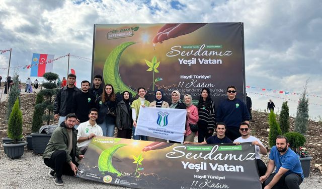 6 öğrenci topluluğu fidanları toprakla buluşturdu