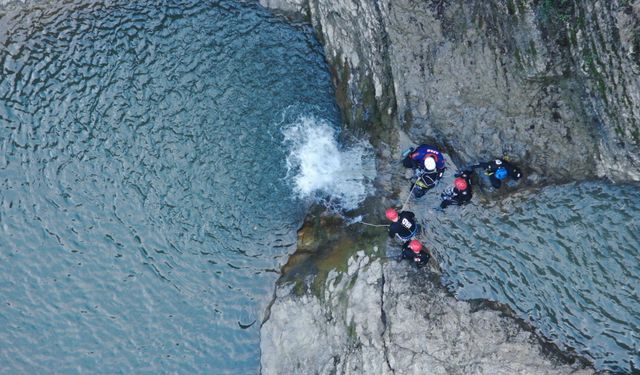 Sakarya AFAD ekipleri kanyonda eğitimden geçti