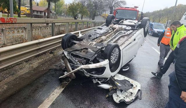 Bilecik'te takla atan aracın sürücüsü hafif yaralandı