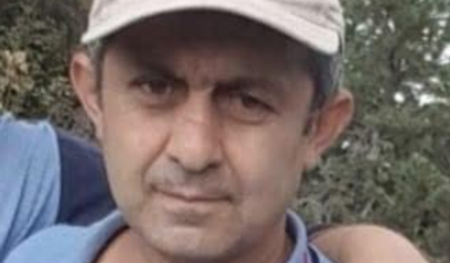 Kestiği ağacın altında kalıp öldü