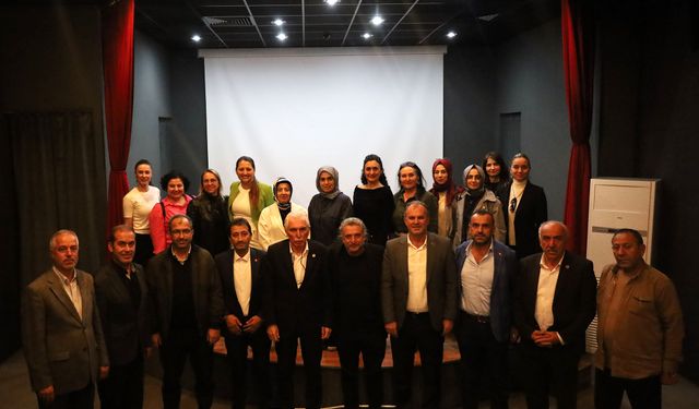 SAÜ'de 'Yeşil Akıl Buluşmaları: Birlikte Sıfır Atık' söyleşisi