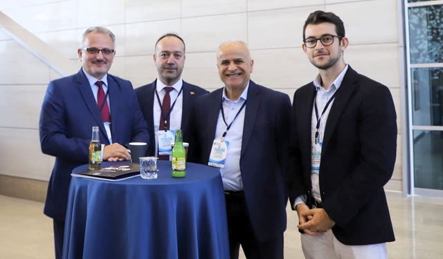 SUBÜ akademisyenlerine en iyi bildiri ödülü