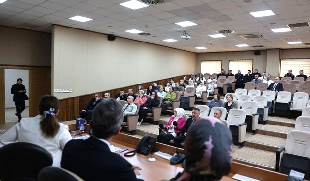 Erenler Belediyesi personeline 'sıfır atık' eğitimi verildi