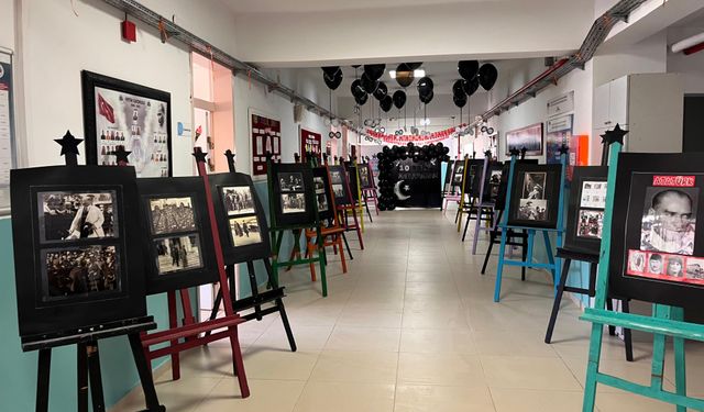 Fatih İlkokulunda ‘Atatürk’ temalı resim sergisi açıldı