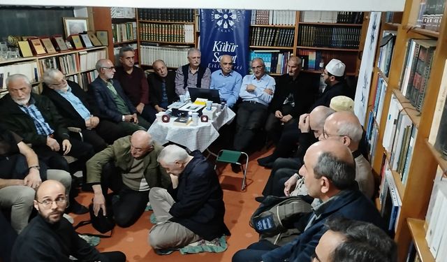 Şair - Akademisyen Yılmaz Güney, vefatının 3. yıldönümünde anıldı