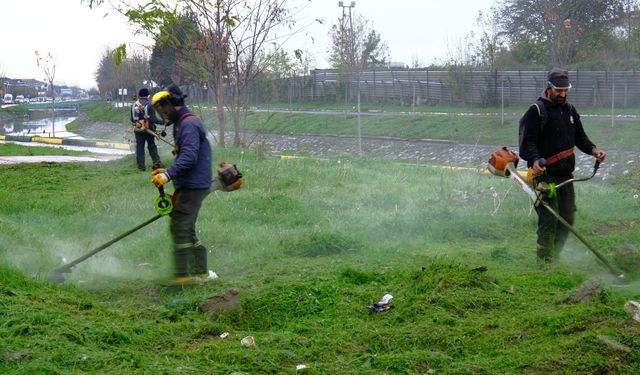 Arabacıalanı Mahallesi Fuzuli Caddesi’nde çevre düzenlemesi