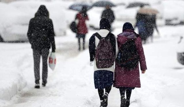 Sakarya'nın o ilçesinden bir kar tatili haberi daha geldi!