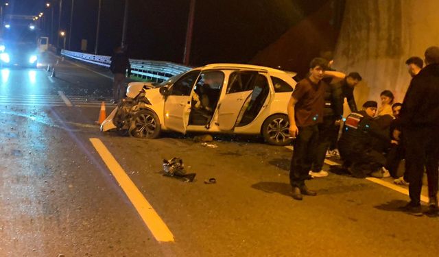 Tünelde kaza: 4 kişi yaralandı