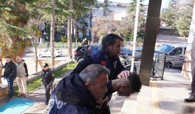 15 gün arayla bir kişiyi öldürdü, bir kişiyi yaraladı