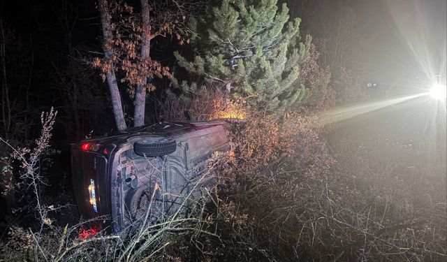 Araç şarampole uçtu