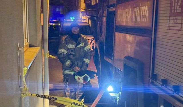 Tek katlı evde yangın: 1 ölü