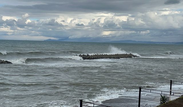 Batı Karadeniz'de fırtına