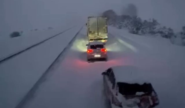 Gerede-Samsun yolu çift şeritten ulaşıma kapalı