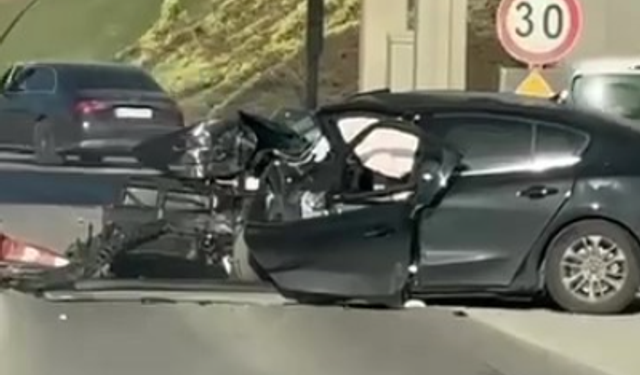 Feci kazada anne ve oğlu öldü