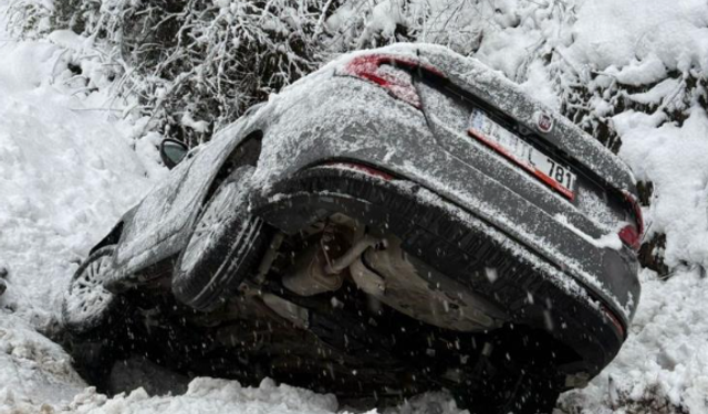 Otomobil kanala uçtu: 5’i çocuk 8 yaralı
